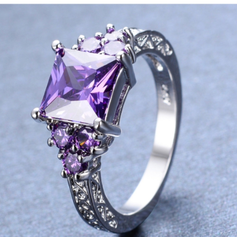 New Princess Cut Amethyst white Gold filled